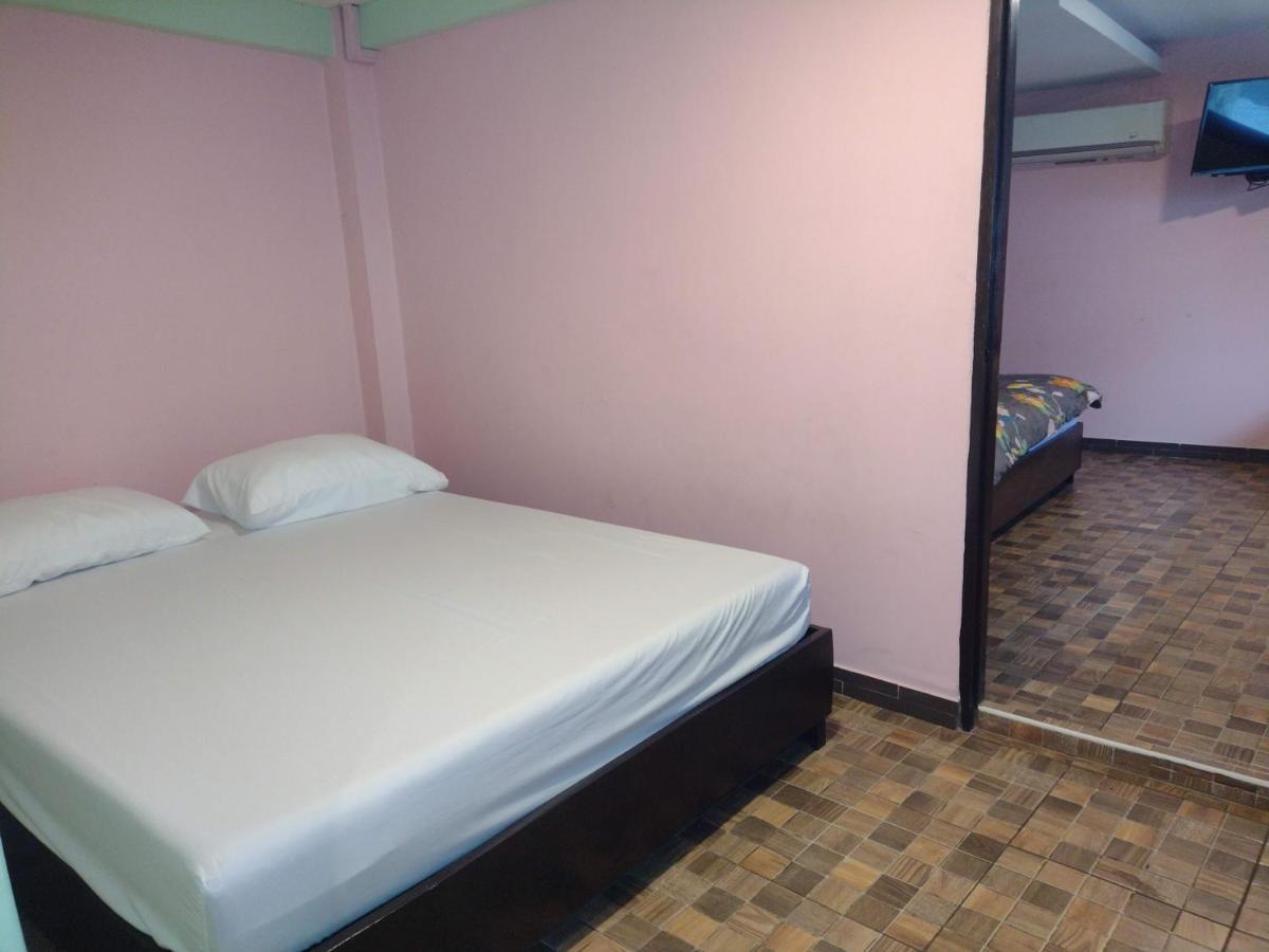 Friendly Hostel - Dmk Airport เฟรนด์ลี่ โฮสเทล ดอนเมือง 曼谷 外观 照片