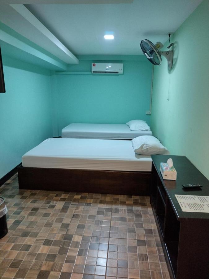 Friendly Hostel - Dmk Airport เฟรนด์ลี่ โฮสเทล ดอนเมือง 曼谷 外观 照片